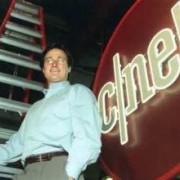 CNET创始人如何做到5年挥霍18亿美元？